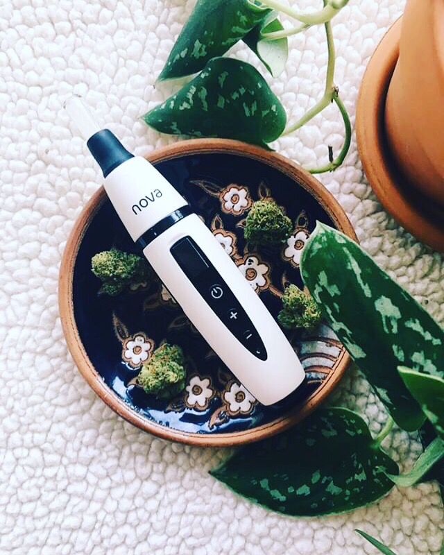 Nova Dry Herb Vaporizer (Flame Red)